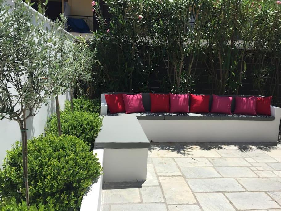 Villa Oleander Agios Nikolaos Loutra Edipsou ภายนอก รูปภาพ
