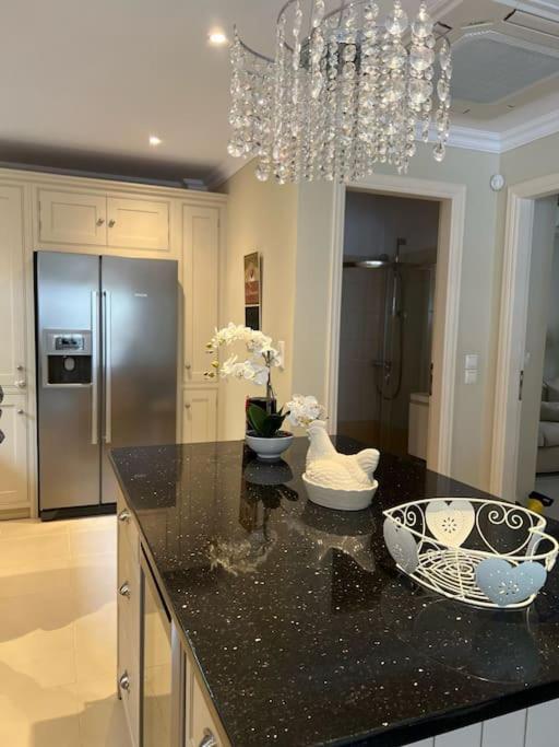 Villa Oleander Agios Nikolaos Loutra Edipsou ภายนอก รูปภาพ