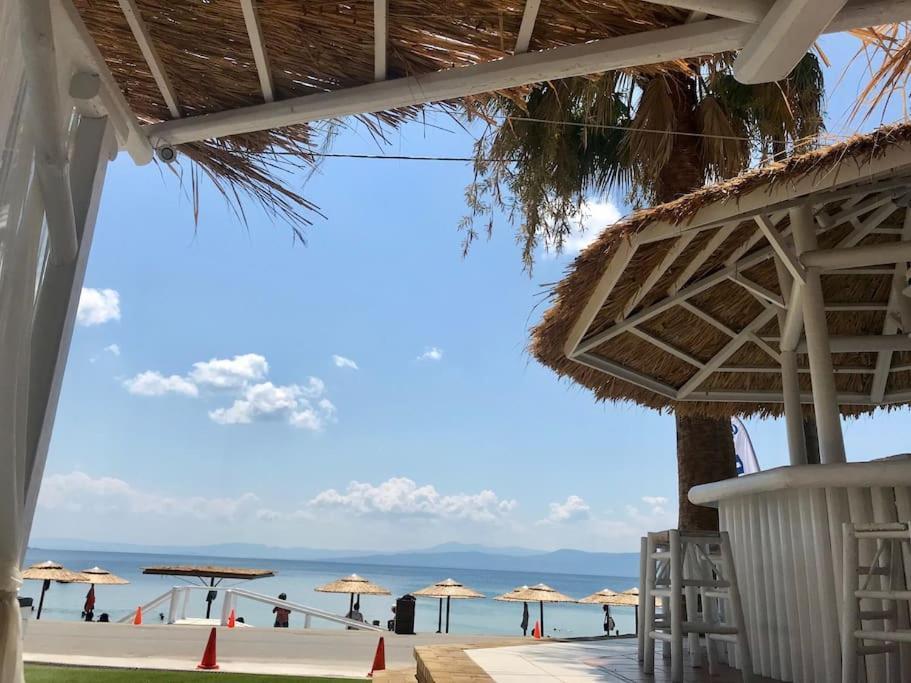 Villa Oleander Agios Nikolaos Loutra Edipsou ภายนอก รูปภาพ